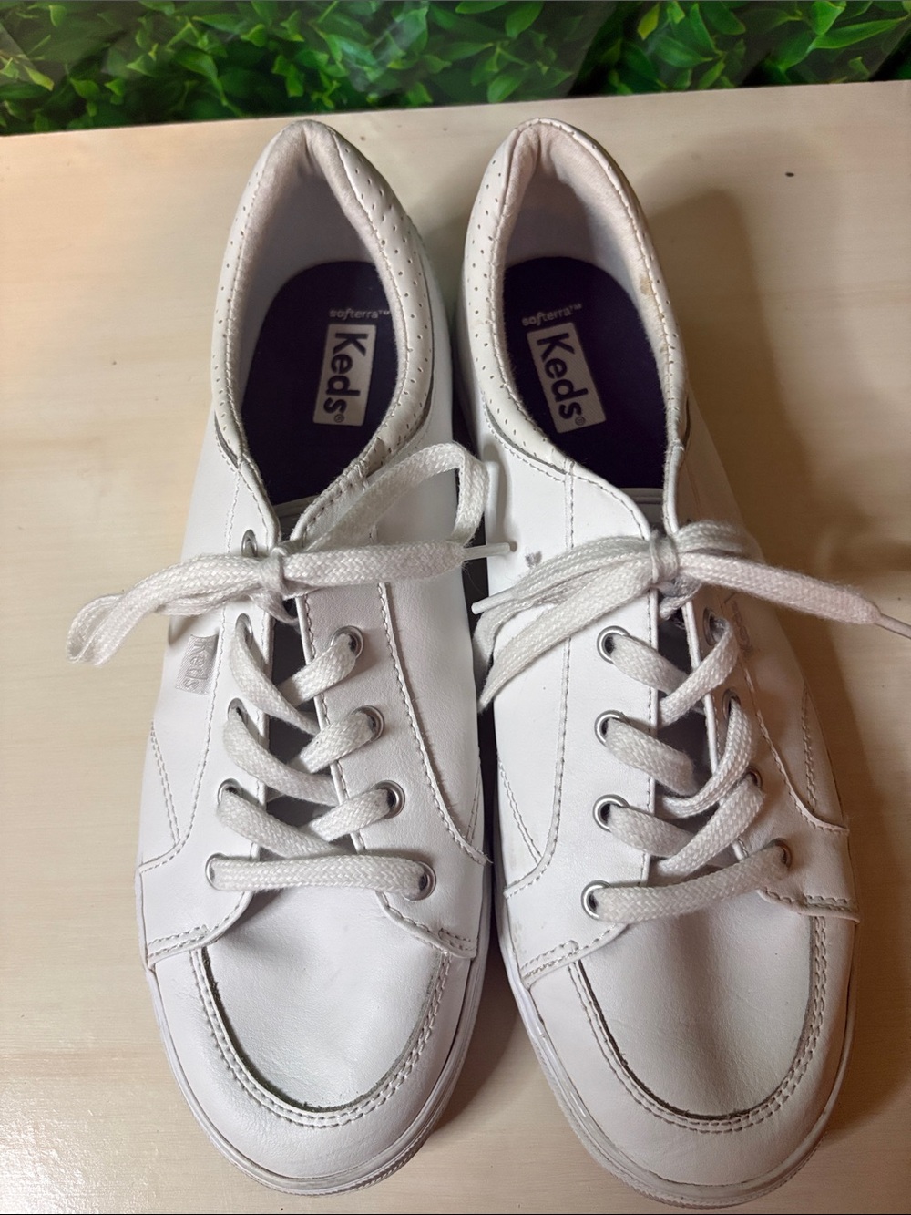 Keds Women’s White Leather Low-Top Sneakers